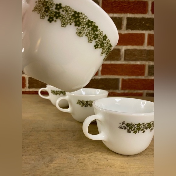 Pyrex Corelle Spring Blossom Crazy Daisy 4 Coffee Tea Cup Mugs Milk glass - Picture 10 of 10